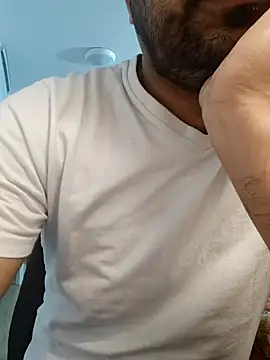 Snapshot of iamsuofficial chatting on 03.25.26 iamsuofficial online show from 03.25.26