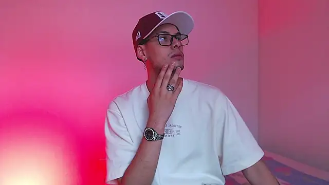 Snapshot of Vlad__night chatting on 02.08.26 Vlad night online show from 02.08.26