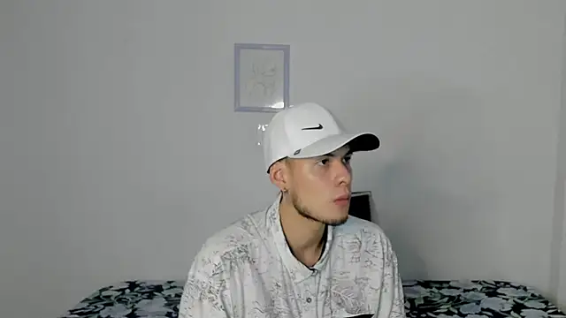 Snapshot of Vlad__night chatting on 02.20.26 Vlad night online show from 02.20.26