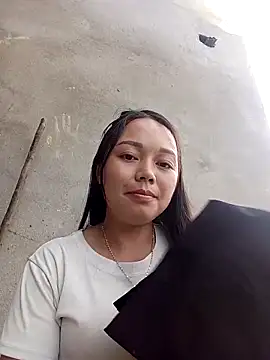 Snapshot of Rose-222 chatting on 02.28.26 Rose-222 online show from 02.28.26