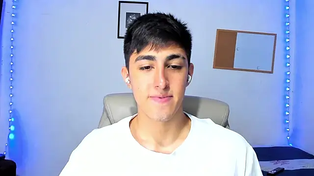 babyted272 online show from 04.16.26