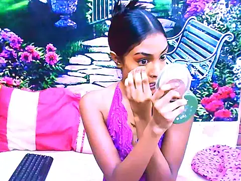 Snapshot of IndianPretty14u2Luv chatting on 04.18.26 IndianPretty14u2Luv online show from 04.18.26