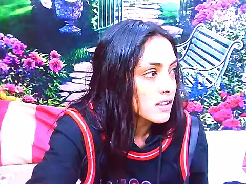 Snapshot of IndianPretty14u2Luv chatting on 05.04.26 IndianPretty14u2Luv online show from 05.04.26