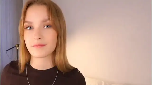 Snapshot of HellenSpelly chatting on 02.20.26 HellenSpelly online show from 02.20.26