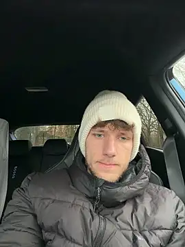 Snapshot of YoungSkinnyBoy20 chatting on 02.25.26 YoungSkinnyBoy20 online show from 02.25.26