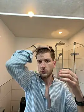 Snapshot of YoungSkinnyBoy20 chatting on 03.14.26 YoungSkinnyBoy20 online show from 03.14.26