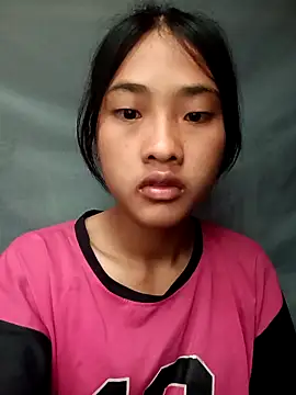 Snapshot of Hoa-tuylip chatting on 04.19.26 Hoa-tuylip online show from 04.19.26
