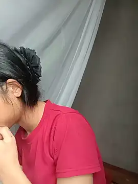 Snapshot of Hoa-tuylip chatting on 05.20.26 Hoa-tuylip online show from 05.20.26