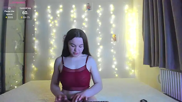 Snapshot of Mia_Mia999 chatting on 04.24.26 Mia Mia999 online show from 04.24.26