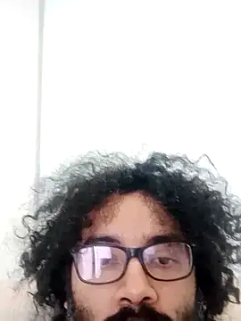 Snapshot of Batou1683 chatting on 02.05.26 Batou1683 online show from 02.05.26