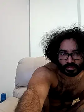 Snapshot of Batou1683 chatting on 02.14.26 Batou1683 online show from 02.14.26