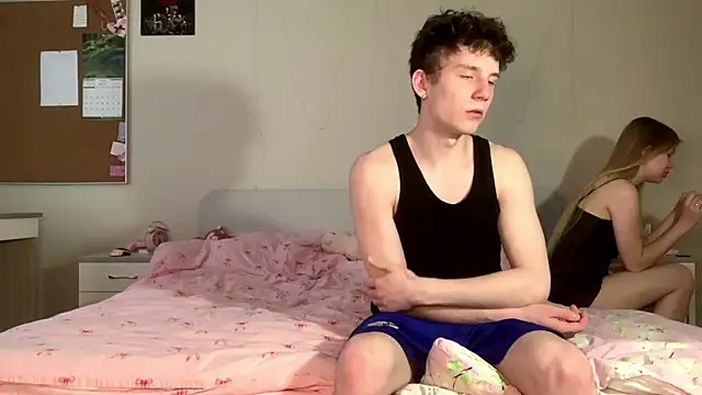 Snapshot of FloraCouple chatting on 03.01.26 FloraCouple online show from 03.01.26