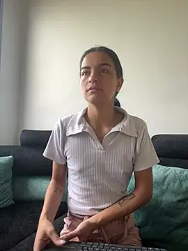 bliinkii and luka  online show from 04.06.26