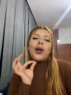 Snapshot of aryanseducao chatting on 05.27.26 aryanseducao online show from 05.27.26