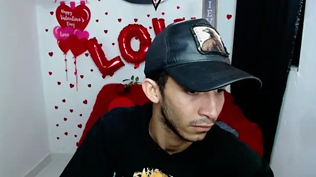 Snapshot of Caius_fox chatting on 02.17.26 Caius fox online show from 02.17.26