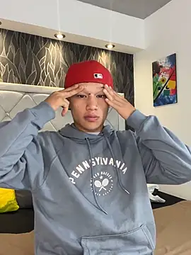 Snapshot of Dominik_Souza chatting on 02.02.26 Dominik Souza online show from 02.02.26