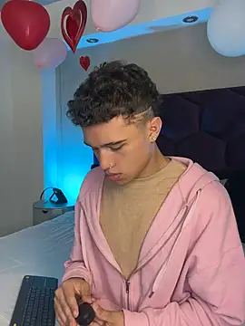 Snapshot of Dominik_Souza chatting on 03.03.26 Dominik Souza online show from 03.03.26