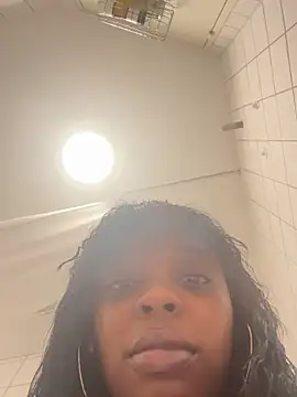 Snapshot of Browneyedxbhab chatting on 02.21.26 Browneyedxbhab online show from 02.21.26