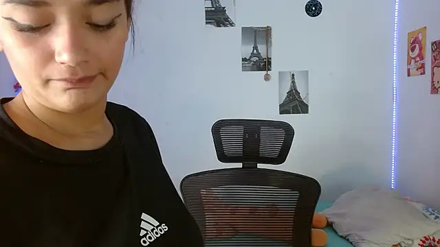 Snapshot of Lolitaa__VIP chatting on 02.07.26 Lolitaa VIP online show from 02.07.26