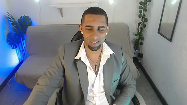 Snapshot of Paolo_Blaze chatting on 02.24.26 Paolo Blaze online show from 02.24.26