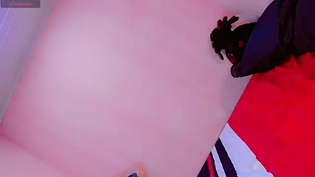 Snapshot of zoe_rous2 chatting on 02.06.26 zoe rous2 online show from 02.06.26