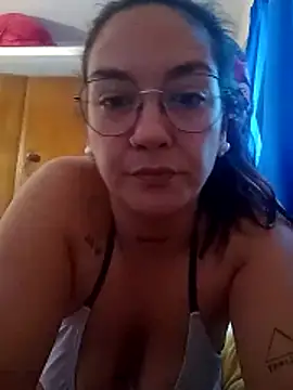 Snapshot of kuramaqueen chatting on 02.05.26 kuramaqueen online show from 02.05.26