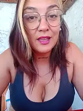 Snapshot of kuramaqueen chatting on 03.17.26 kuramaqueen online show from 03.17.26