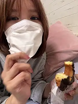  3 mNm 3  online show from 03.22.26