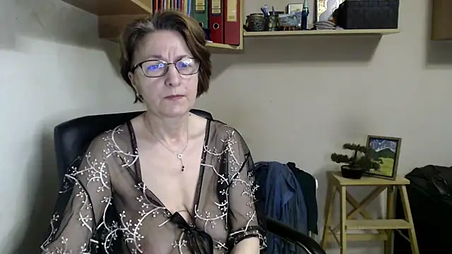 Snapshot of katemodel chatting on 06.05.26 katemodel online show from 06.05.26