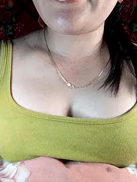 Snapshot of Reina_Fcup01 chatting on 02.11.26 Reina Fcup01 online show from 02.11.26