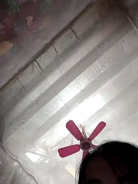 Reina Fcup01 online show from 03.19.26