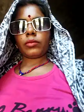Snapshot of Riyakumari_hot66 chatting on 05.16.26 Riyakumari hot66 online show from 05.16.26