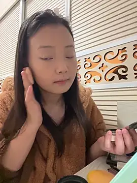 BIGBABYYEYE online show from 03.06.26