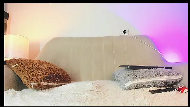 Snapshot of drakomilck1 chatting on 02.11.26 drakomilck1 online show from 02.11.26