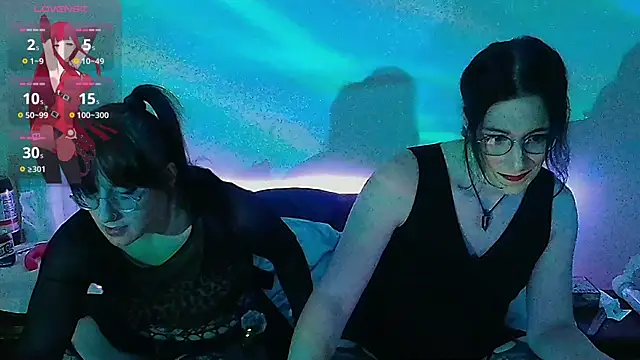 Snapshot of SirenSasha chatting on 06.23.26 SirenSasha online show from 06.23.26