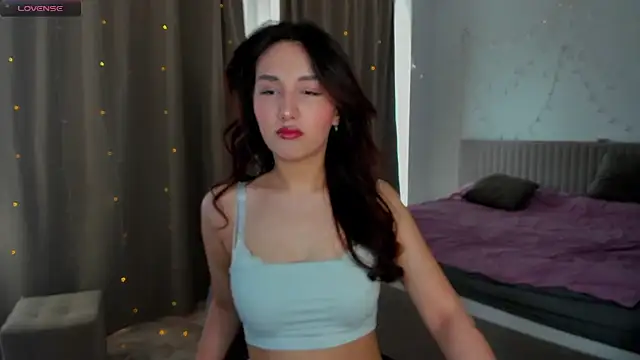 Anna Elfii online show from 04.14.26