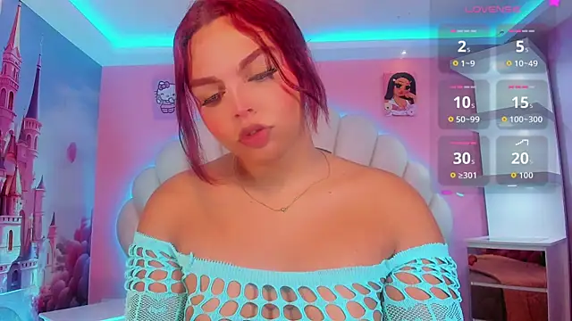 Snapshot of Maia_Hotts chatting on 02.18.26 Maia Hotts online show from 02.18.26