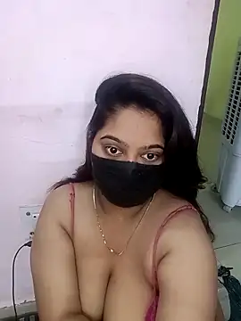 Snapshot of Aliya_Hott chatting on 05.04.26 Aliya Hott online show from 05.04.26