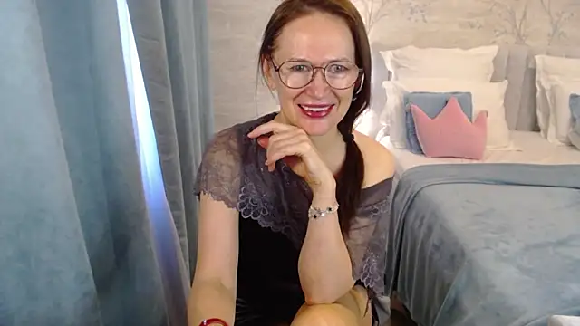 MarinaOnebest online show from 02.05.26