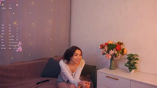 Snapshot of CarlaSpiva chatting on 02.15.26 CarlaSpiva online show from 02.15.26