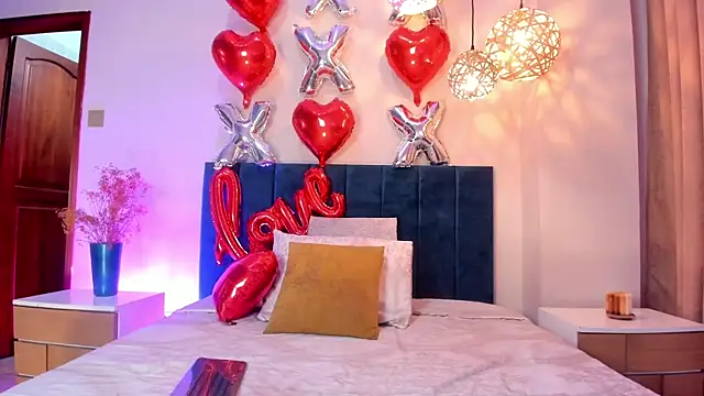 Snapshot of AnnaBroooks chatting on 02.14.26 AnnaBroooks online show from 02.14.26