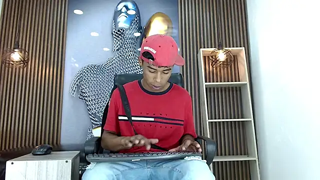 Snapshot of TonnyMarck chatting on 03.01.26 TonnyMarck online show from 03.01.26