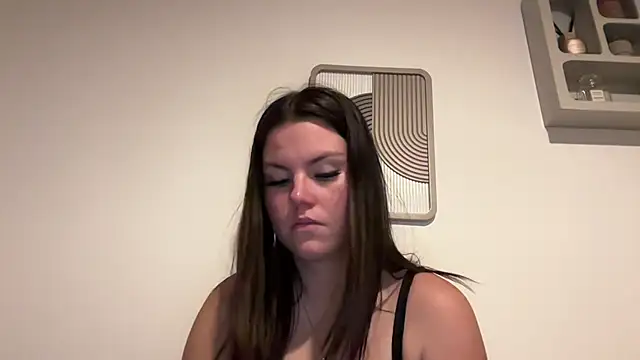 Snapshot of kiaraaaa75 chatting on 02.02.26 kiaraaaa75 online show from 02.02.26