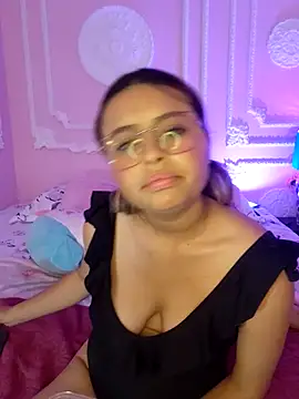 Snapshot of AngellVisen chatting on 02.05.26 AngellVisen online show from 02.05.26