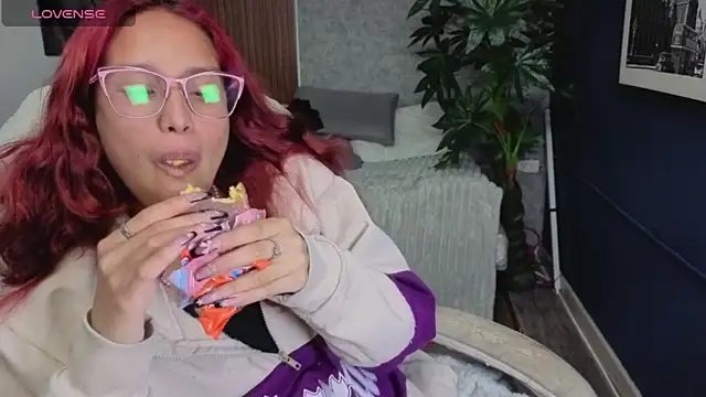 saphire  online show from 04.05.26