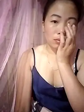 Ella-aa online show from 03.03.26