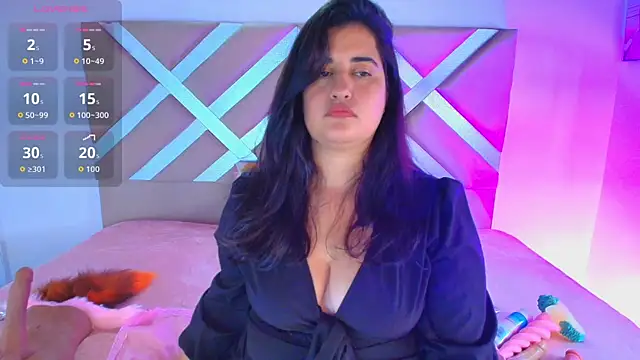 Snapshot of dani_vemom chatting on 05.19.26 dani vemom online show from 05.19.26