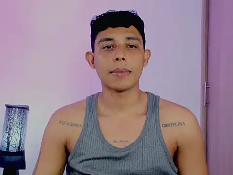 Snapshot of nilo2021 chatting on 04.21.26 nilo2021 online show from 04.21.26