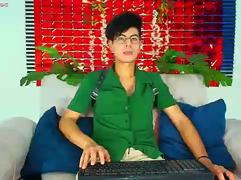 ThiiagoSaeenz online show from 02.13.26