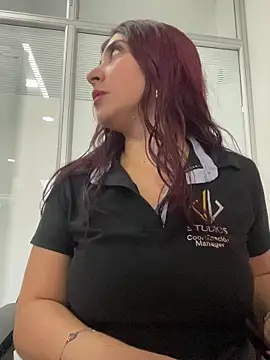 Snapshot of Nahomy_Benett chatting on 03.01.26 Nahomy Benett online show from 03.01.26